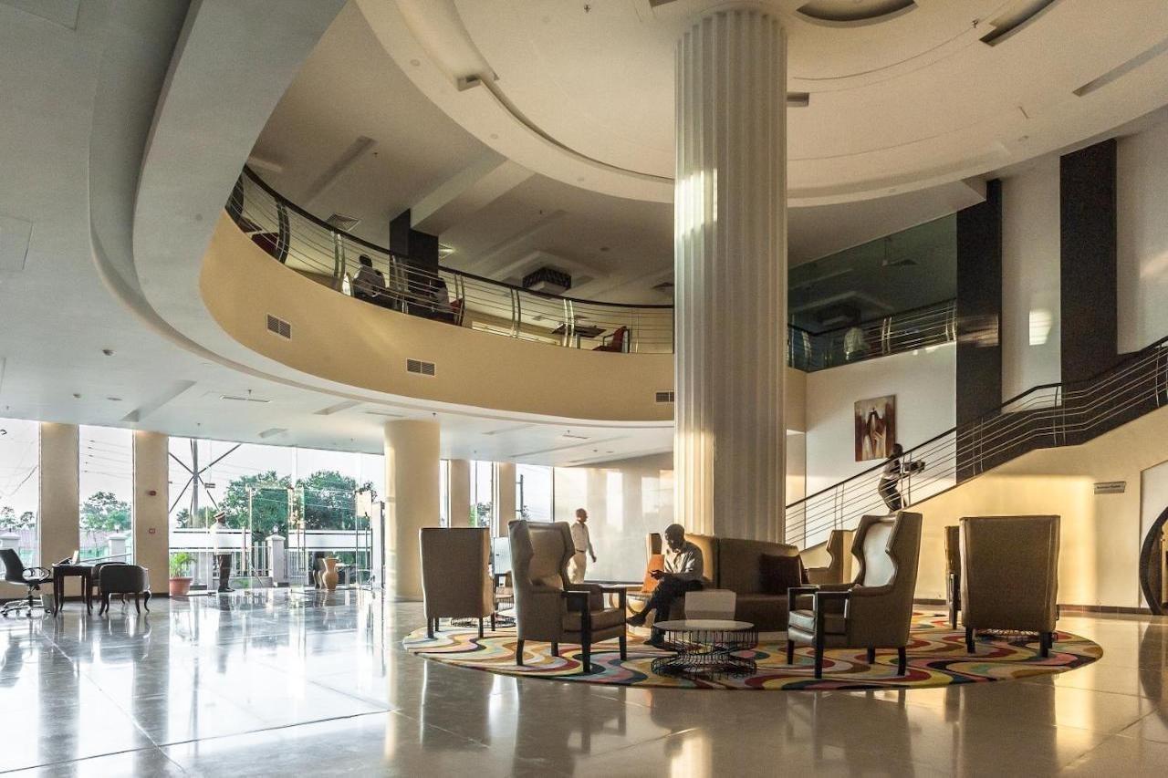 Acacia Premier Hotel Кисуму Экстерьер фото