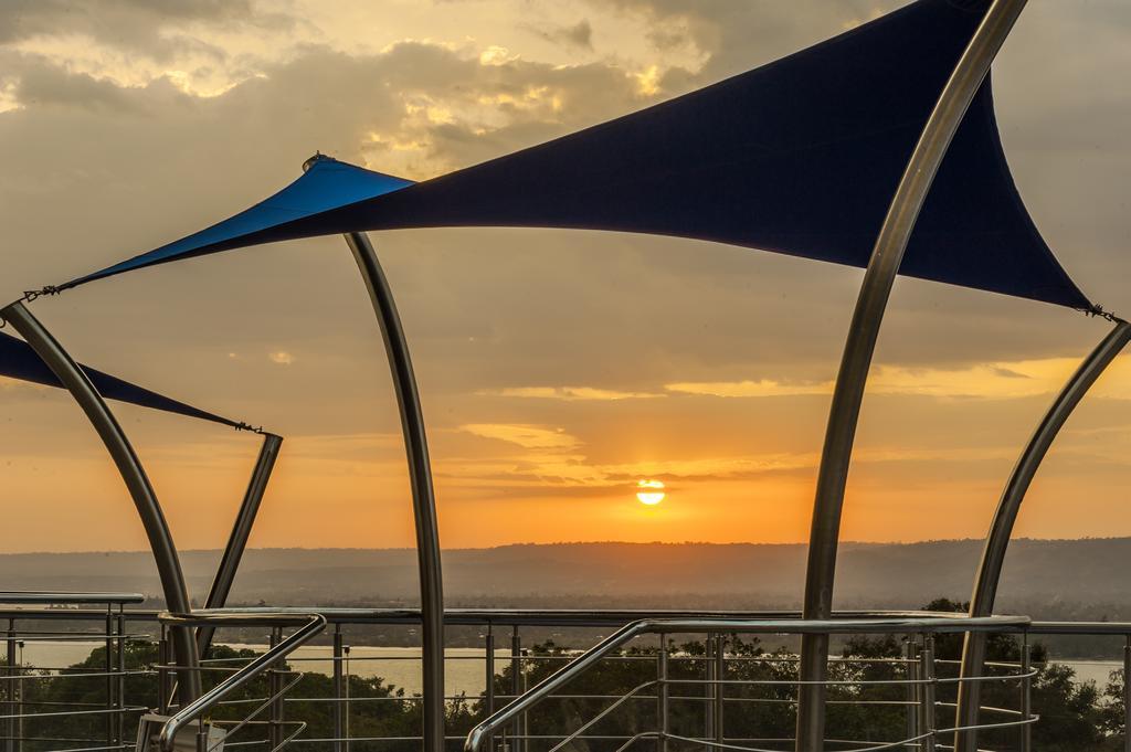 Acacia Premier Hotel Кисуму Номер фото